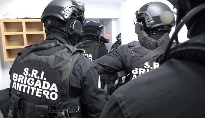 Alertă la Ministerul Transporturilor. Bagaj suspect, verificat de pirotehniști - ultimaoraameninarecubombalaprima-1601975910.jpg