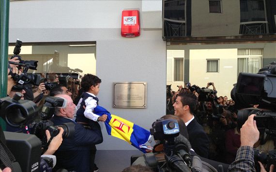 Cristiano Ronaldo a inaugurat un muzeu dedicat propriei cariere - ultimaoramuzeu1612-1387186222.jpg