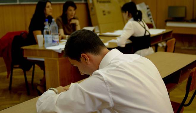 Astăzi, ultimele probe orale la Bac-ul de toamnă - ultimeleprobe-1439917875.jpg