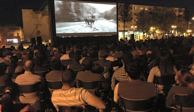 Ultimele proiecții din Festivalul Nomad Village - ultimeleproiectii-1472215767.jpg