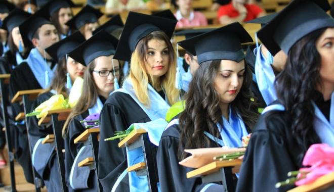 Ultimul curs festiv la Universitatea 