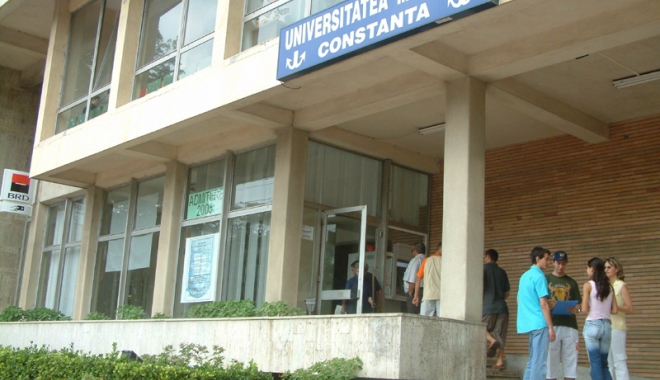 Laborator  de Tehnica Tensiunilor Înalte, la UMC - umc-1494946155.jpg