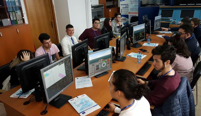 Elevii au învățat cum pot deveni căpitani pe nava viitorului - umc-1558453283.jpg