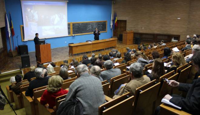 La UMC se dezbat provocările majore din comunicații - umc9-1431709920.jpg