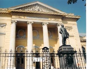 Rectorul UMF, Florian Popa: La Medicină au fost ocupate toate locurile - umf-1311251302.jpg