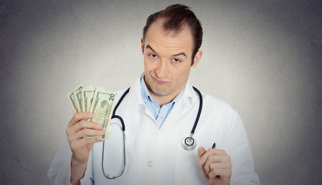 Sunt un medic scump! - un-doctor-cu-bani-1707226717.jpg