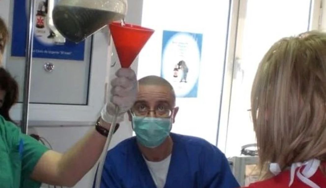 Un medic atrage atenția la cea mai recentă provocare pe TikTok: "Poți să mori dacă ingerezi asta"
