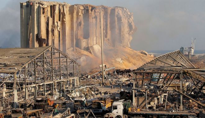 S-a împlinit un an de la explozia din Beirut - unandelaexplozia-1628082710.jpg