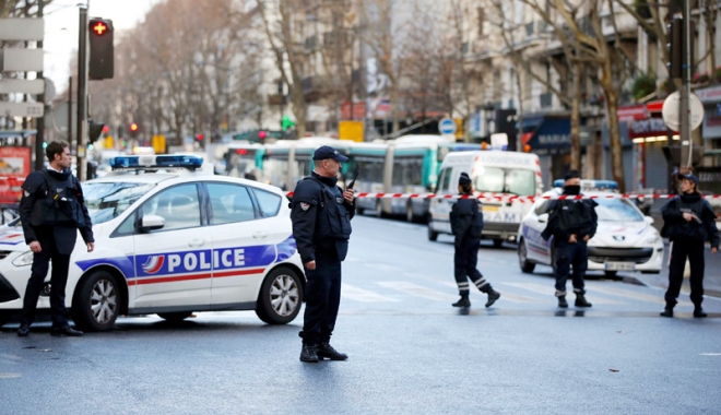 Un bărbat care a amenințat cu uciderea lui Macron, încarcerat - unbarbat-1499086916.jpg