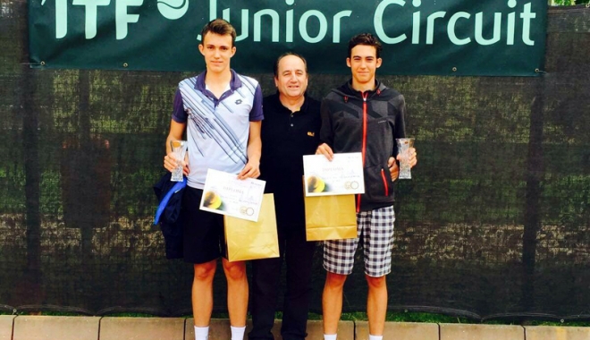 Un constănțean triumfător în proba de dublu Junior ITF - unconstantean-1462295665.jpg