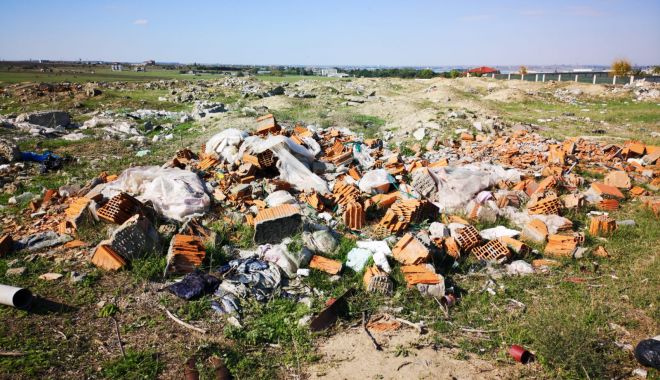Unde scăpaţi deşeurile din construcţii, în Constanţa - undescapatideseuriconstructii-1602055468.jpg