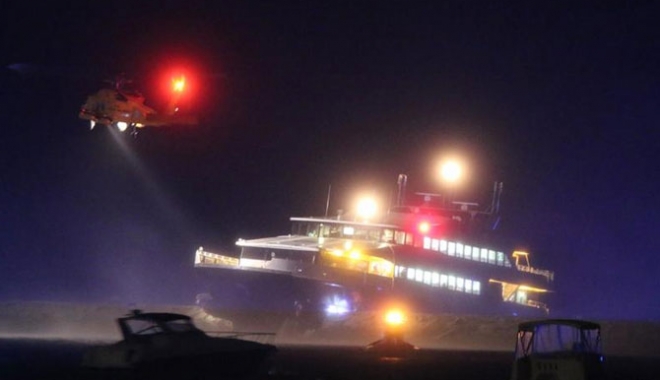 Un ferry-boat s-a lovit de cheu. Șase pasageri au fost răniți - unferryboatsalovitdecheu-1497789122.jpg