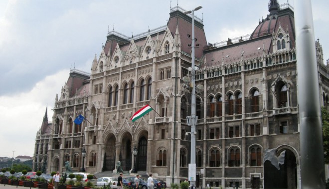 Uniunea Europeană pregătește măsuri împotriva Ungariei - ungaria-1366813759.jpg