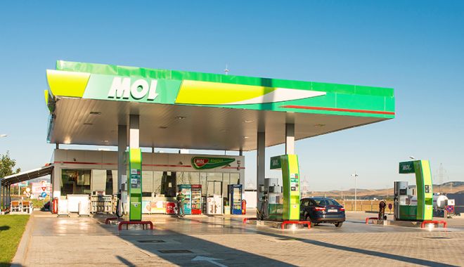 Ungaria elimină plafonarea preţurilor la carburanţi - ungariacarburant-1670425836.jpg
