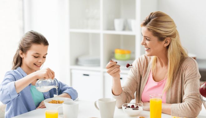O dietă sănătoasă vă face şi unghiile puternice - unghii2-1630416309.jpg