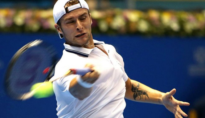 Tenis / Adrian Ungur, calificat în optimile turneului challenger de la Mons - ungur-1380731469.jpg
