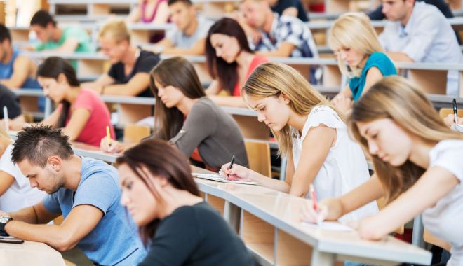 Universitatea „Ovidius” vrea să atragă studenţi din Albania - universitateaovidius-1637599217.jpg