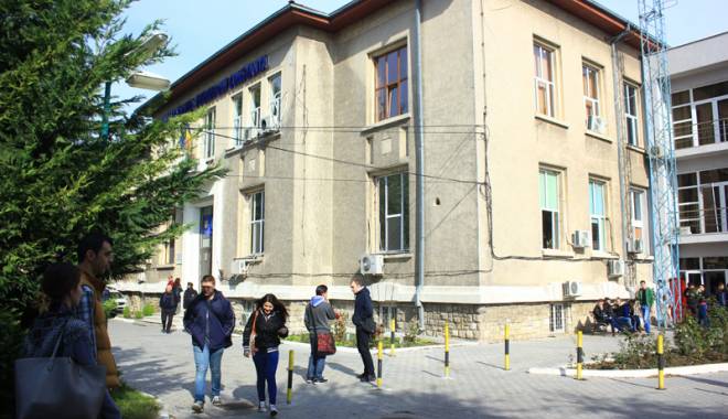 Universitatea 