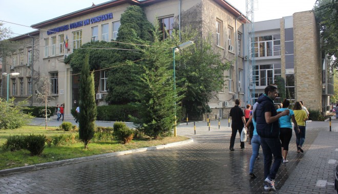Universitatea 