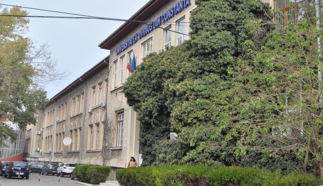 Iată câte locuri oferă Universitatea 