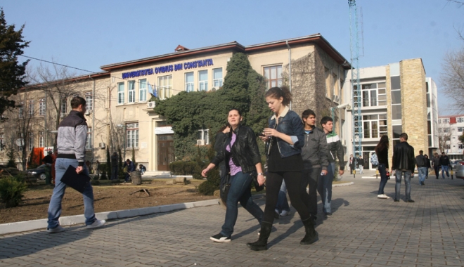Admitere la Universitatea 