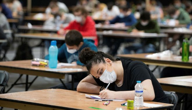 Începe cursa pentru funcția de decani, la Universitatea 