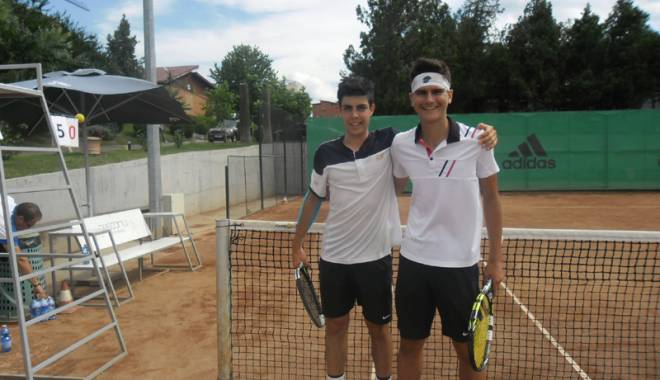 Un junior constănțean, campion la Tenis Club București Trophy - unjuniortenis-1436110206.jpg