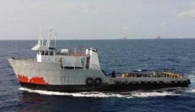 Un marinar ucis și trei dați dispăruți, după un atac pirateresc în Golful Guineea - unmarinarucis-1423215348.jpg