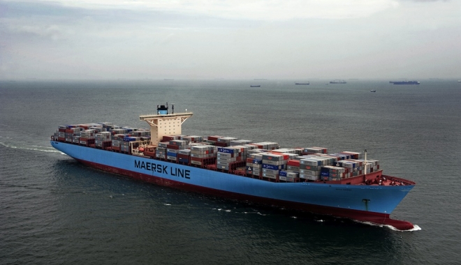 Un mega-portcontainer a eșuat pe Canalul Suez - unmegaportcontainer-1467811014.jpg