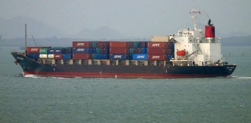 Comandantul unei nave, salvat după 18 ore de stat în apă - unnamed-1587623153.jpg