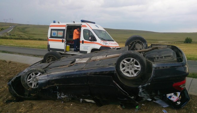 FOTO. Accident rutier între Constanța și Tulcea. O mașină cu demnitari de la Consiliul Europei s-a răsturnat - unnamed1-1405612878.jpg