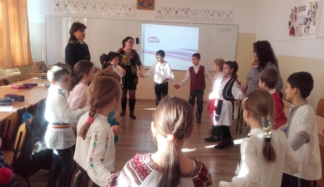 Elevii din Constanța, față în față cu oamenii legii - unnamed4-1516712818.jpg