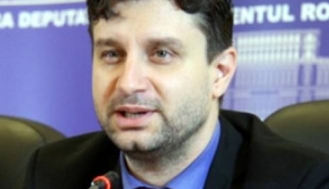 Un parlamentar solicită amânarea alegerilor - unparlamentar-1415731719.jpg