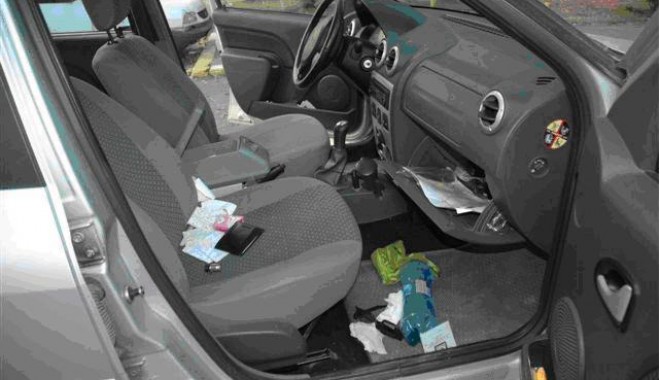 Puștiul de 11 ani care a spart 10 mașini într-o singură zi a recidivat! - untitled-1344587605.jpg