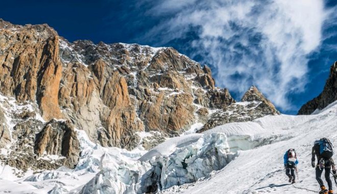 Doi alpiniști, tată și fiu, uciși de o avalanșă - untitled-1375391649.jpg
