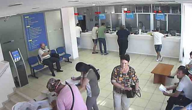 Imagini live de la ghișeele de taxe și impozite din Constanța - untitled-1408961477.jpg