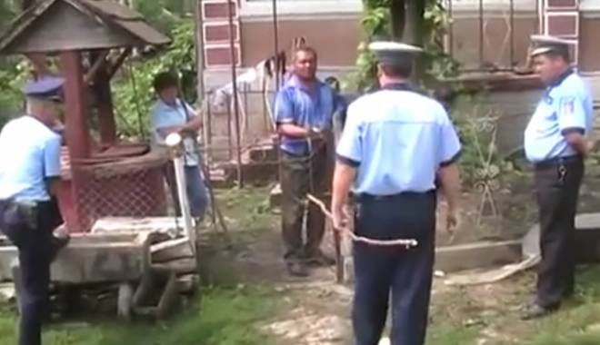 De râsu' - plânsu'! Cum acționează POLIȚIA ROMÂNĂ la țară - VIDEO - untitled-1427793532.jpg