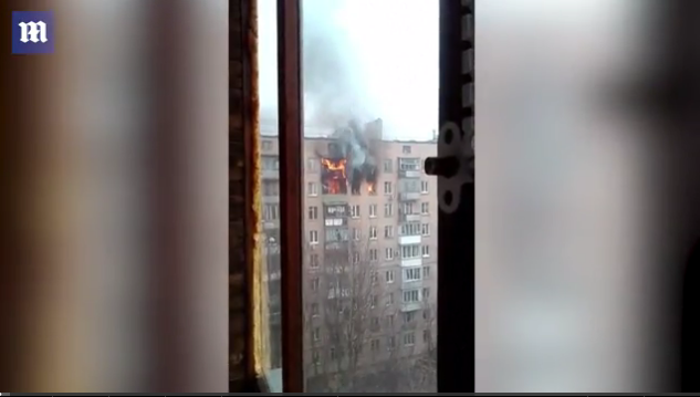 Imagini incredibile / O femeie sare de la etajul opt pentru a scăpa de flăcări - untitled-1488796211.jpg