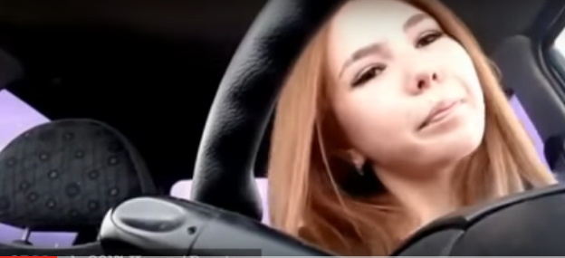 VIDEO TRAGIC / Distrasă de un mesaj primit pe Facebook, o tânără a murit izbită cu mașina în autobuz - untitled-1490775757.jpg