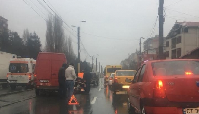 ACCIDENT RUTIER ÎN ZONA ACADEMIEI NAVALE. VICTIMA, UN BĂRBAT DE 30 DE ANI - untitled-1516614349.jpg