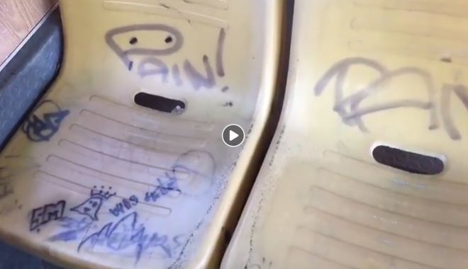 VIDEO! Mai multe autobuze RATC au fost vandalizate. Apel către constănțeni - untitled-1528355487.jpg