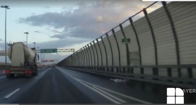 VIDEO DE GROAZĂ. O mașină 
