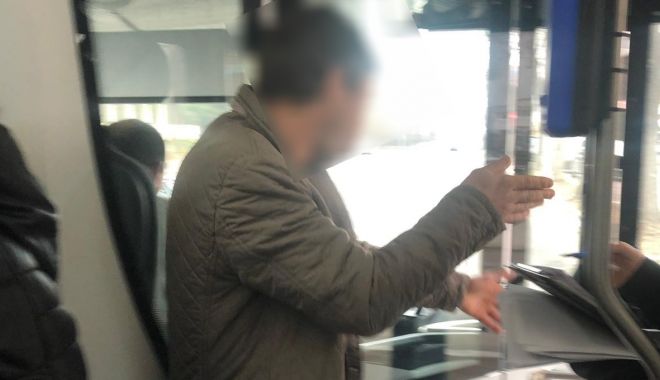 Bărbat încătușat, într-un autobuz nou din Constanța - untitled-1548061974.jpg