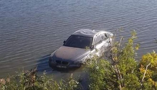 O tânără de 22 de ani, însărcinată, a plonjat cu mașina în apă - untitled-1568709841.jpg