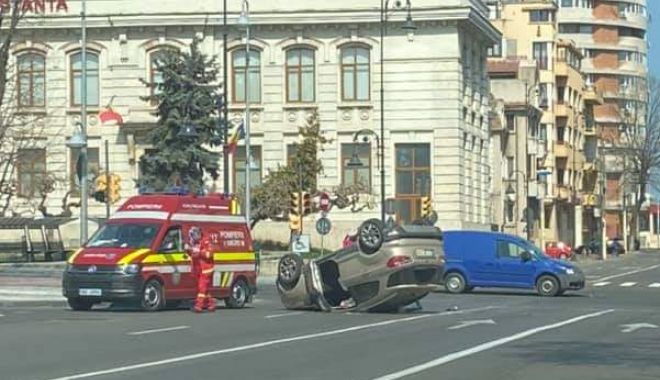 Accident rutier în intersecție la Miga. Au uitat șoferii de priorități? - untitled-1586526164.jpg