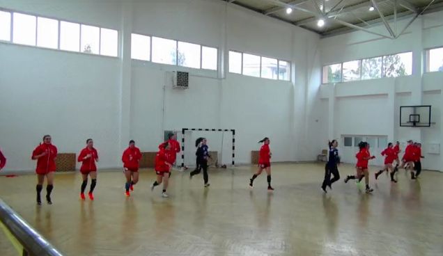 Handbal / Naţionala de cadete a României, stagiu de pregătire la Călimăneşti - untitled-1637574446.jpg