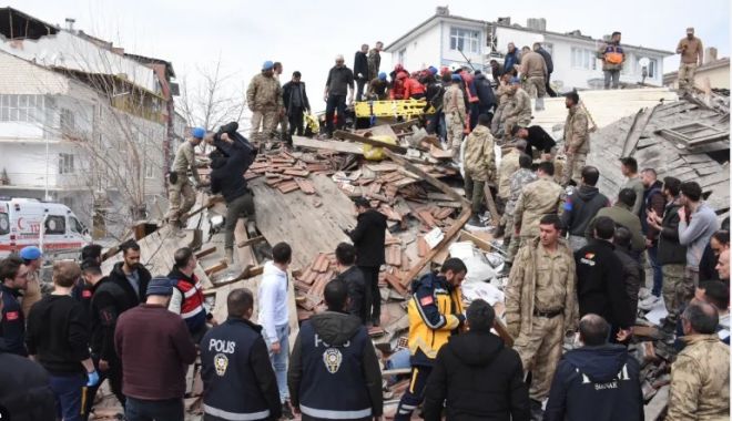 UPDATE. Fabrică prăbuşită, clădiri avariate, zeci de victime! Un nou cutremur devastator, azi, în Turcia - untitled-1677500431.jpg