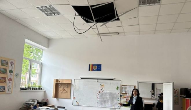 Tavanul unei săli de clasă s-a prăbușit: "Nu ne putem juca în acest fel cu viețile copiilor!"