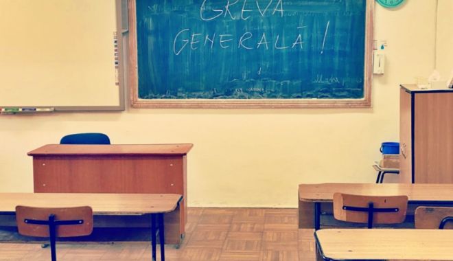 CRIZA DIN EDUCAŢIE / Guvernul a aprobat majorarea salariilor. Sindicate: "GREVA CONTINUĂ"