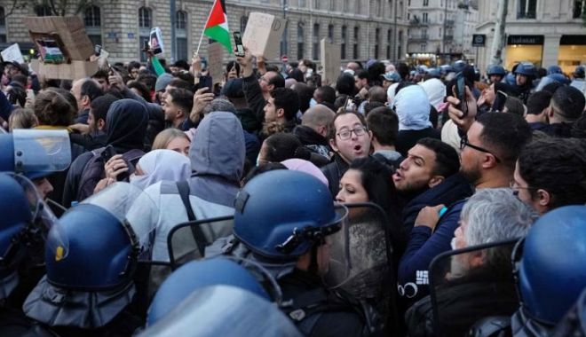 Mii de persoane s-au adunat la Paris pentru o manifestaţie pro-palestiniană, după ce a fost suspendată interdicţia de organizare a adunărilor publice - untitled-1697785515.png
